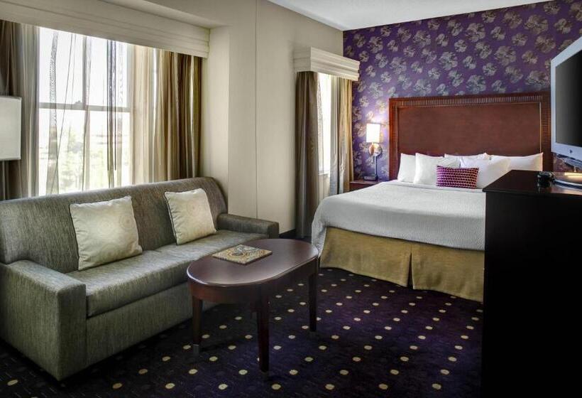 Quarto Estandar Cama King, Courtyard Kansas City Country Club Plaza