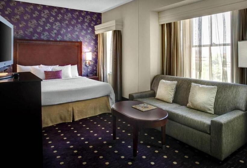 Quarto Estandar Cama King para Deficientes Físicos, Courtyard Kansas City Country Club Plaza