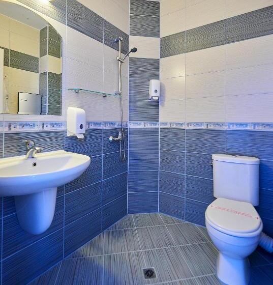 חדר סטנדרט עם מרפסת ונוף לים, Family Hotel Regata