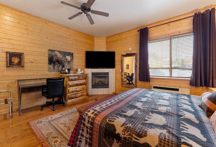 Номер Deluxe Кровать Кинг, Gateway Inn