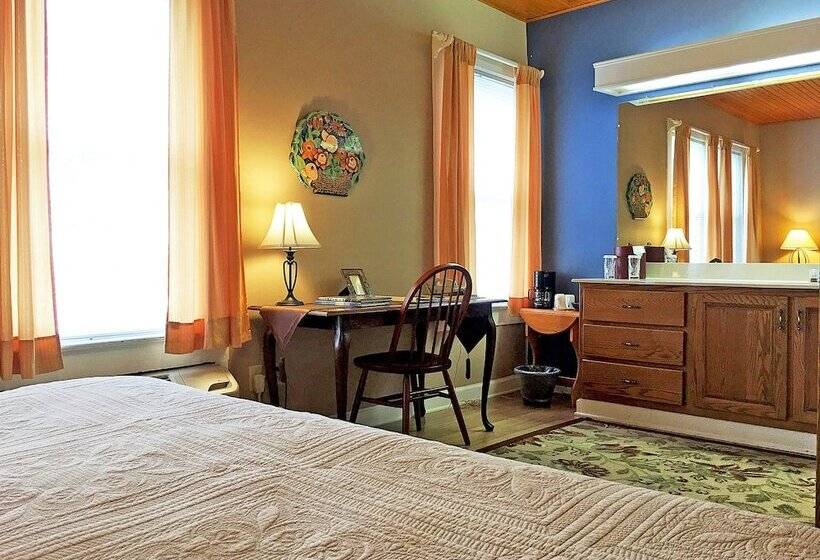 غرفة قياسية, Highland Lake Inn & Resort  Flat Rock