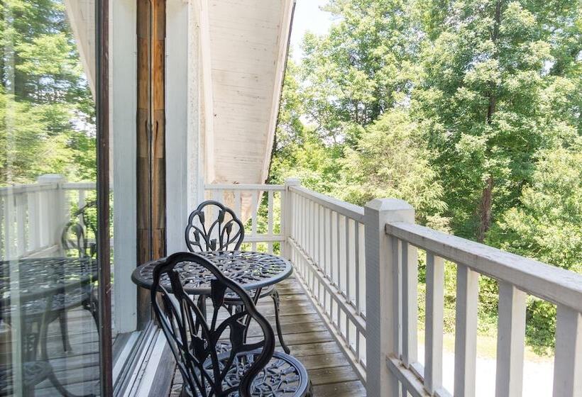 جناح, Highland Lake Inn & Resort  Flat Rock