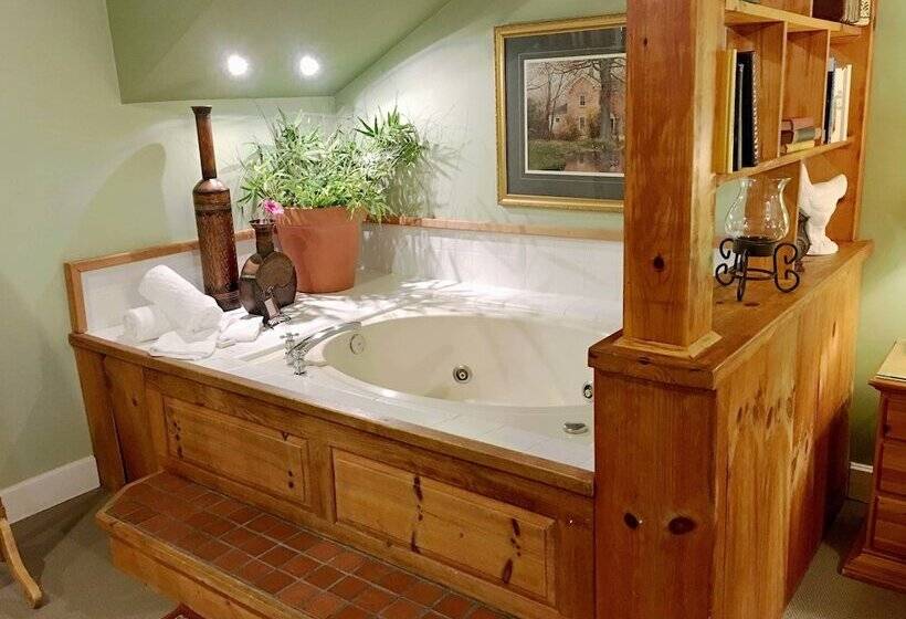 جناح, Highland Lake Inn & Resort  Flat Rock