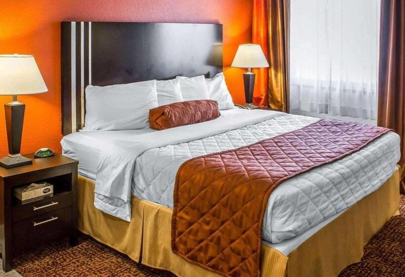 Люкс Кровать Кинг, Rodeway Inn Milford