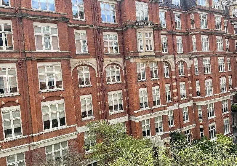 اتاق اجرایی با تخت بزرگ, St. Ermin S Hotel, Autograph Collection