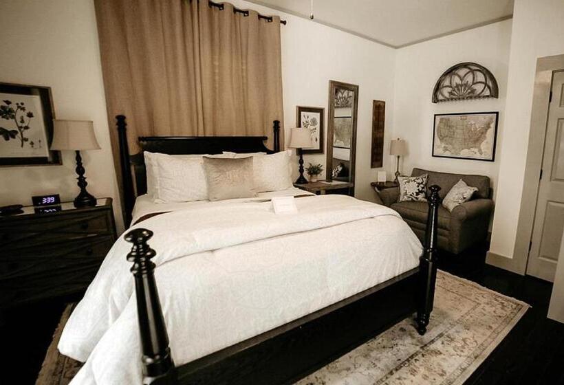 غرفة قياسية ثلاثية, The Kendall