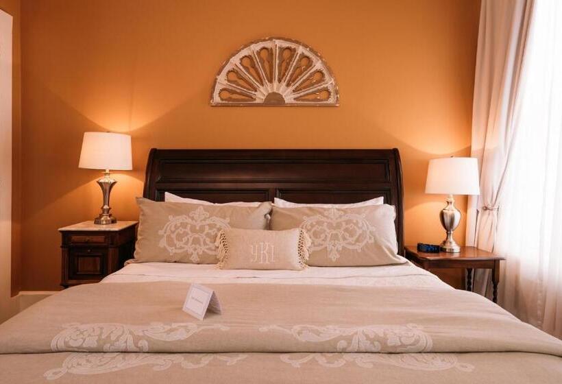 جناح مزوَّد بشرفة, The Kendall