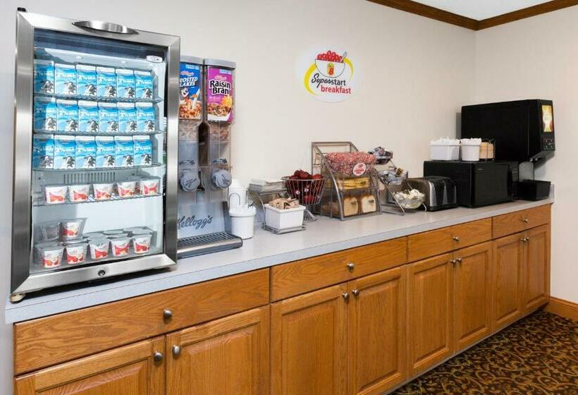 Студио Стандарт Кровать Кинг, Super 8 By Wyndham St. Ignace