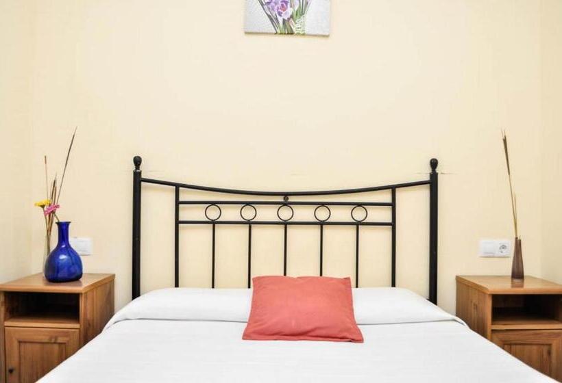 اتاق استاندارد با سرویس بهداشتی مشترک, Pension La Montorena