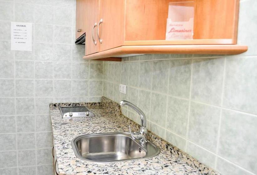 اتاق سوپریور خانوادگی, Pension La Montorena