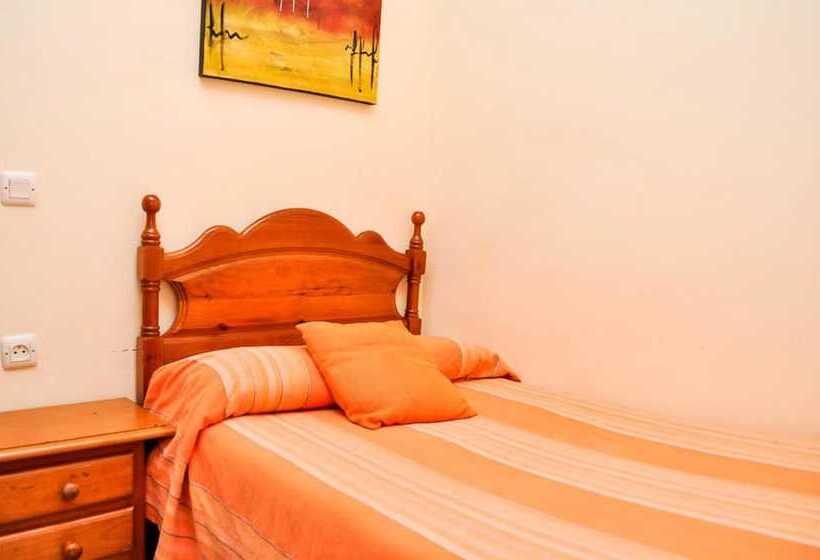 اتاق استاندارد یک تخته با سرویس بهداشتی مشترک, Pension La Montorena