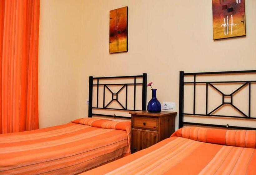 اتاق استاندارد با سرویس بهداشتی مشترک, Pension La Montorena