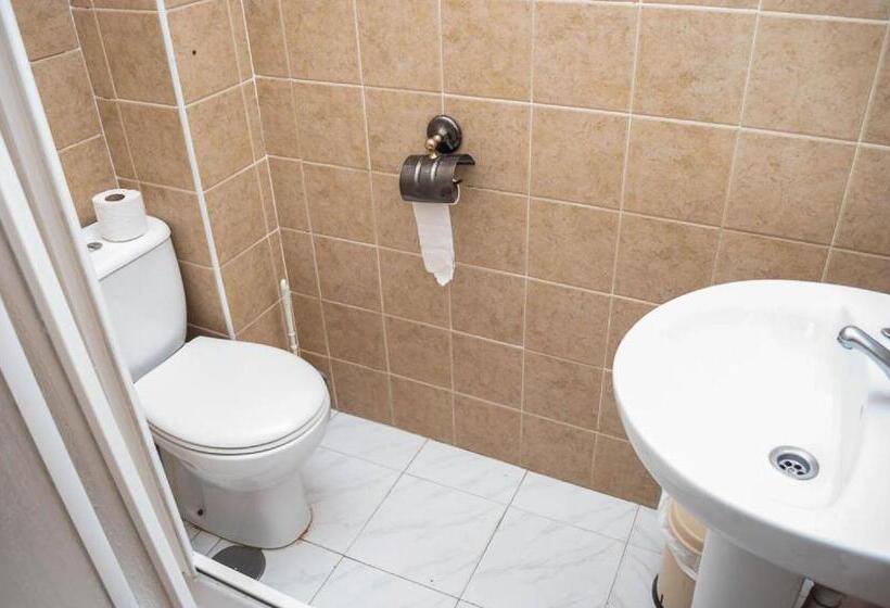 اتاق سوپریور خانوادگی, Pension La Montorena