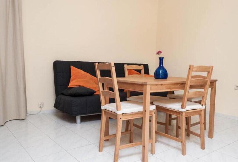 اتاق سوپریور خانوادگی, Pension La Montorena
