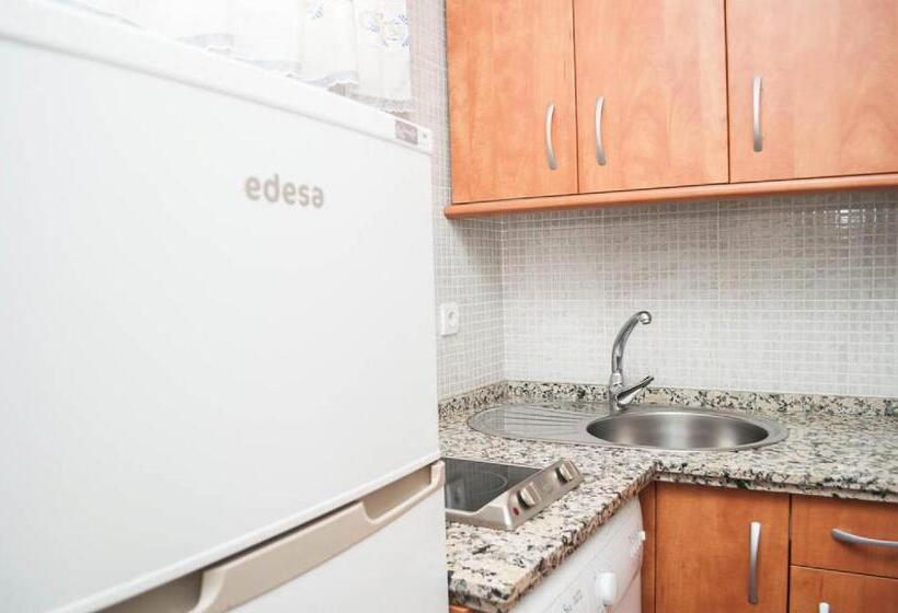 اتاق سوپریور خانوادگی, Pension La Montorena