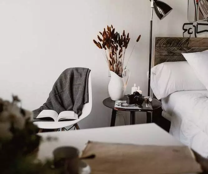 اتاق استاندارد, Room00 Ventura Hostel