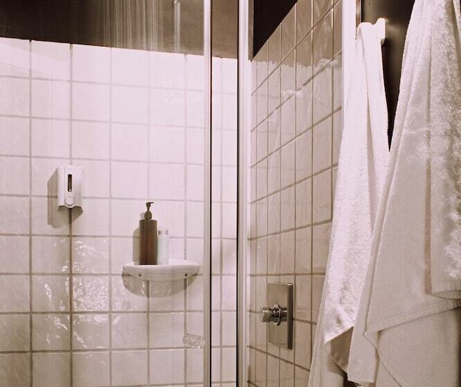 اتاق استاندارد, Room00 Ventura Hostel