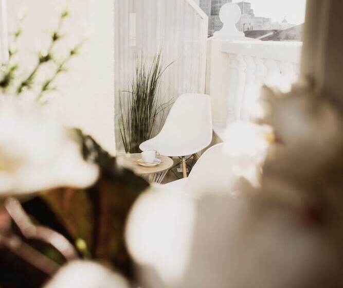 Superior Room with Terrace, Room00 Ventura Hostel