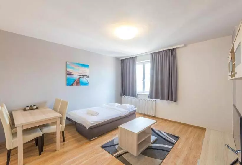 １ベッドルームアパートメント, Corvin Plaza Apartments & Suites