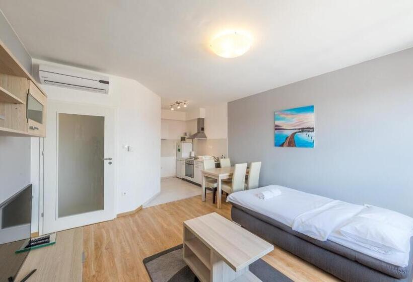 带1个卧室的公寓, Corvin Plaza Apartments & Suites