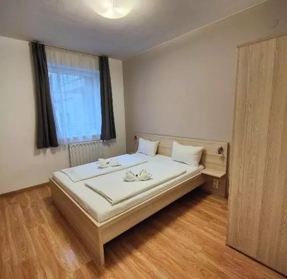 ２ベッドルームアパートメント, Corvin Plaza Apartments & Suites