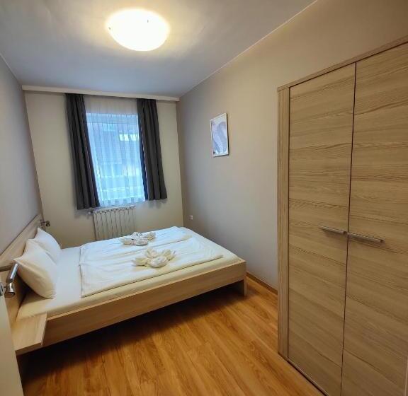 带2个卧室的公寓, Corvin Plaza Apartments & Suites