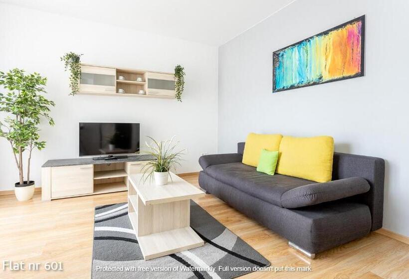 带1个卧室的豪华公寓, Corvin Plaza Apartments & Suites