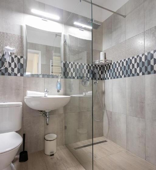 Апартаменты Deluxe 1 Спальня, Corvin Plaza Apartments & Suites