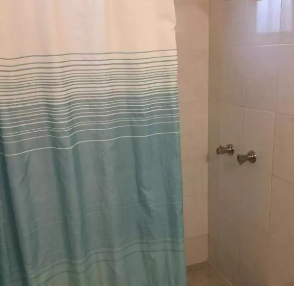 اتاق استاندارد با تخت بزرگ, Alicia Beach