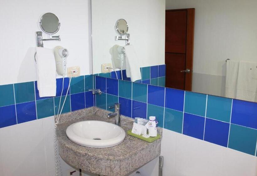 주니어 스위트, Atrium Plaza