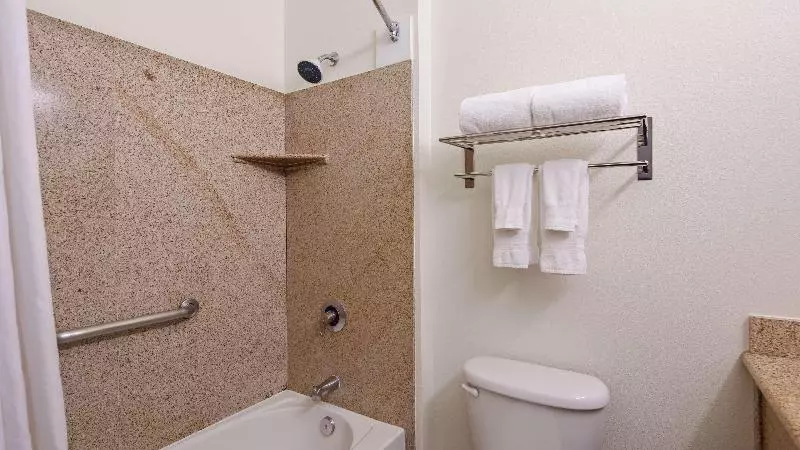 キングサイズベッドのスタンダードルーム, Best Western Crater Lake Highway White City/medford
