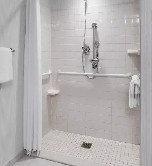 キングサイズベッドのスタンダードルーム, Courtyard By Marriott Portland Airport