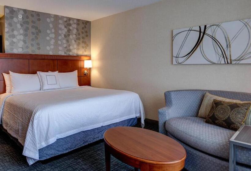 חדר סטנדרט עם מיטת קינג, Courtyard By Marriott Hadley Amherst