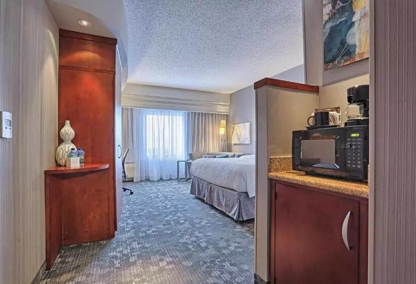 キングサイズベッドのスタンダードルーム, Courtyard By Marriott Harrisburg West/mechanicsburg