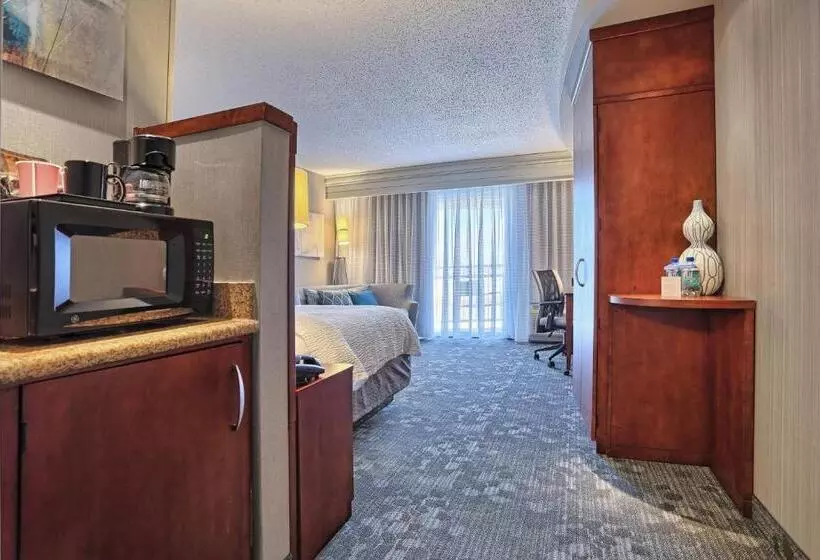 キングサイズベッドのスタンダードルーム, Courtyard By Marriott Harrisburg West/mechanicsburg