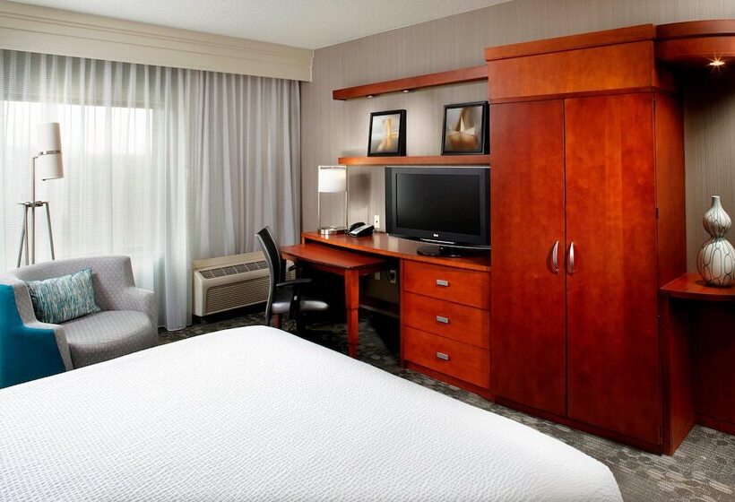 غرفة قياسية, Courtyard Pittsburgh Greensburg