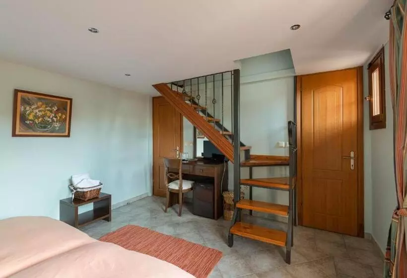 スタンダード４人部屋, Dimosthenis Traditional Guesthouse