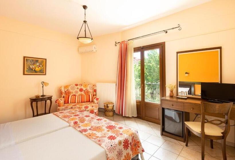 Номер Стандарт, Dimosthenis Traditional Guesthouse