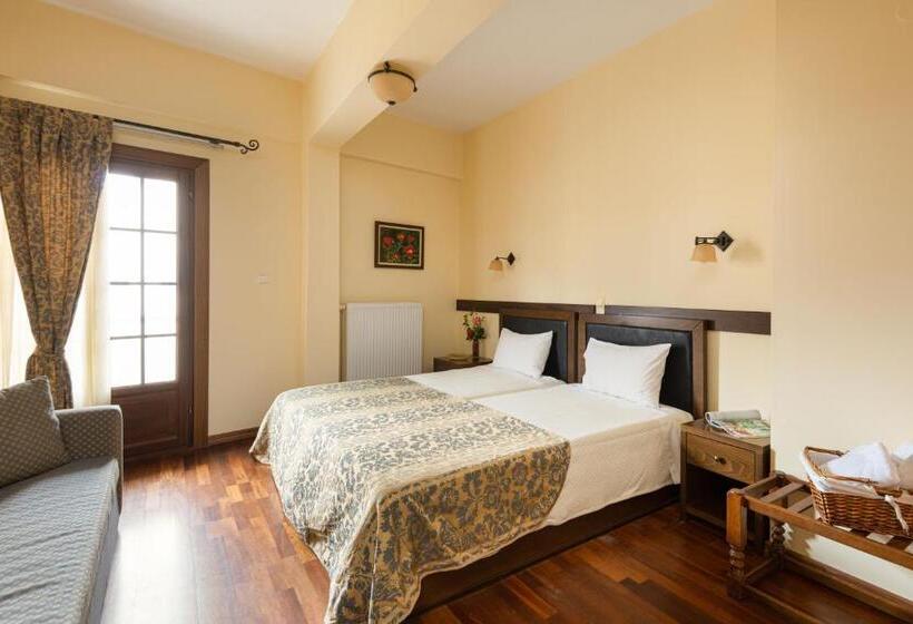 חדר סטנדרט לשלושה, Dimosthenis Traditional Guesthouse