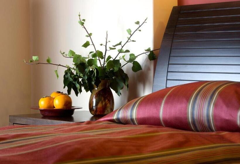 חדר סטנדרטי לחמישה אנשים, Dimosthenis Traditional Guesthouse