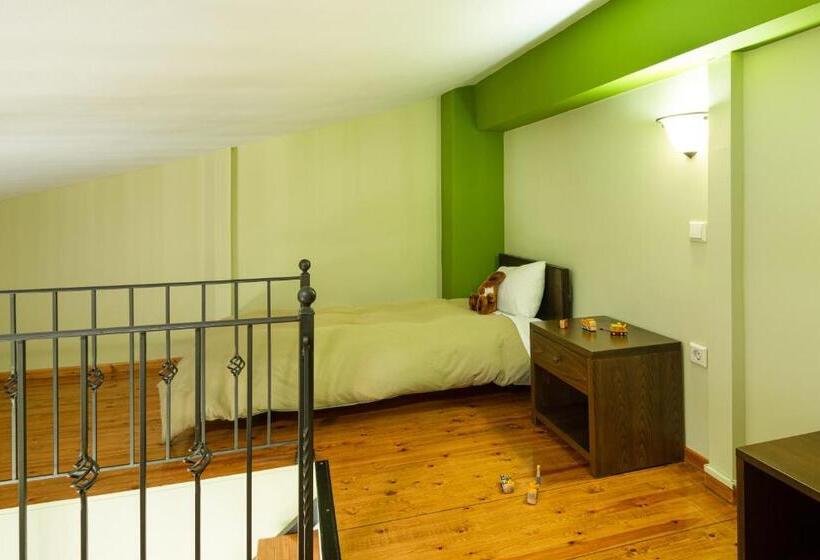 חדר סטנדרט לארבעה, Dimosthenis Traditional Guesthouse