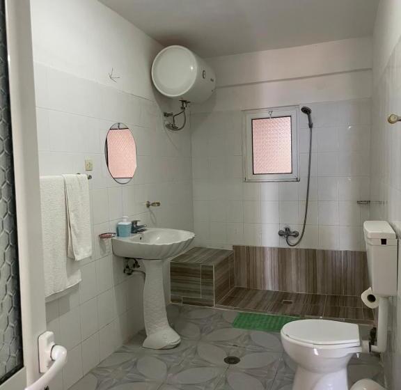 Habitació Quàdruple Estàndard Vista Mar, Gjika