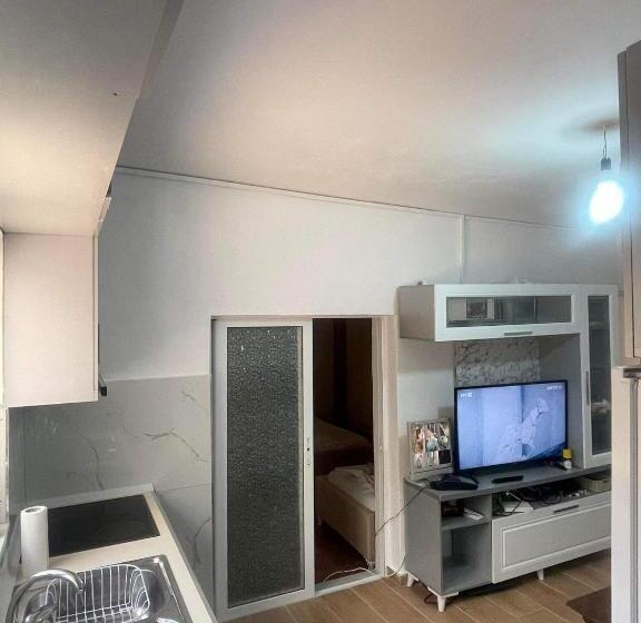 Apartament 1 Dormitori, Gjika