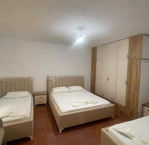 Apartament 1 Dormitori, Gjika