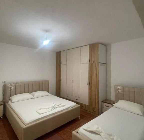 Apartament 1 Dormitori, Gjika