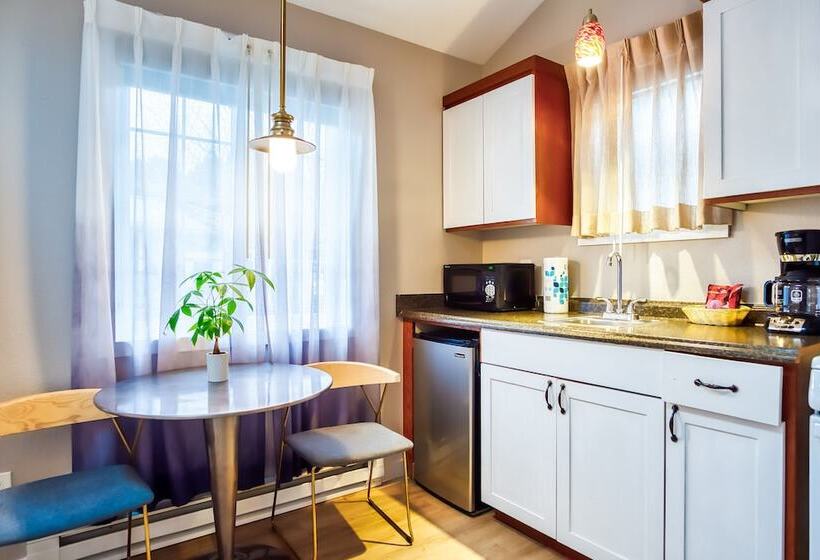 غرفة قياسية, Inn At Haystack Rock