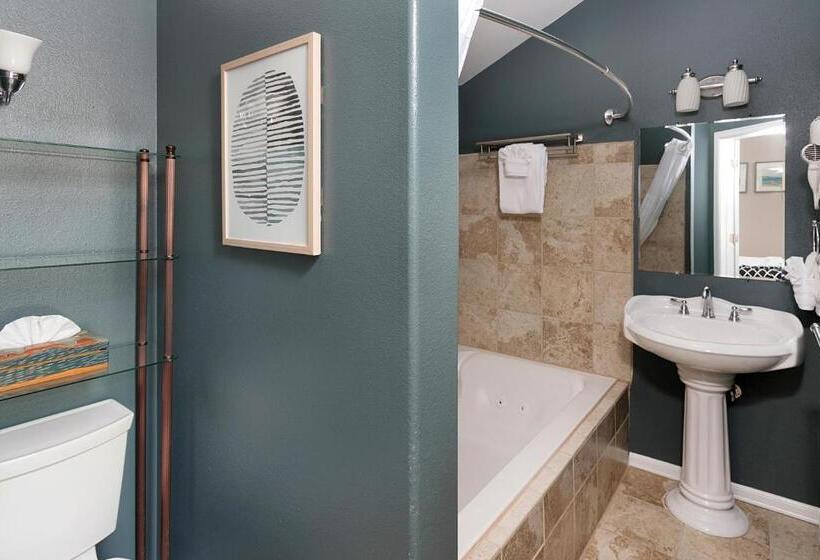 غرفة قياسية مزودة بجاكوزى, Inn At Haystack Rock