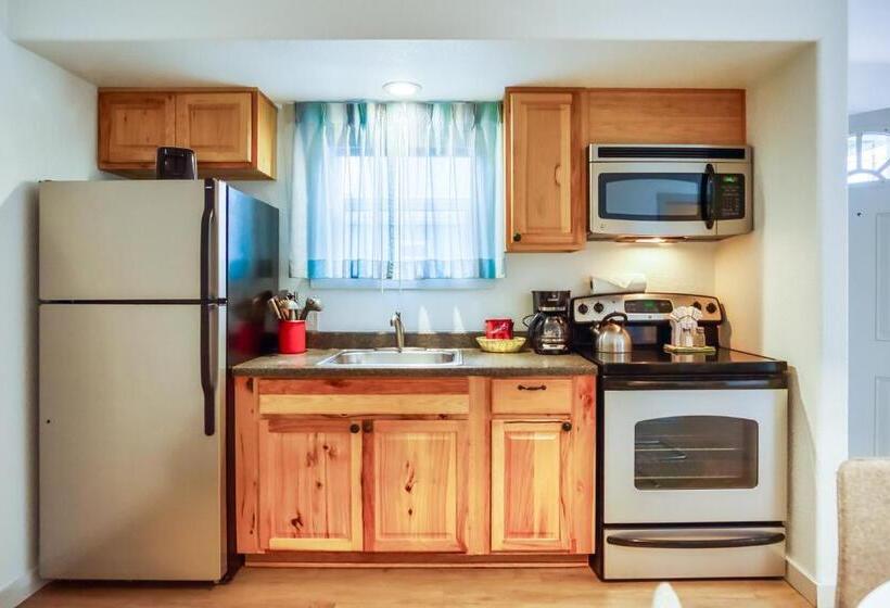 جناح غرفتين نوم, Inn At Haystack Rock