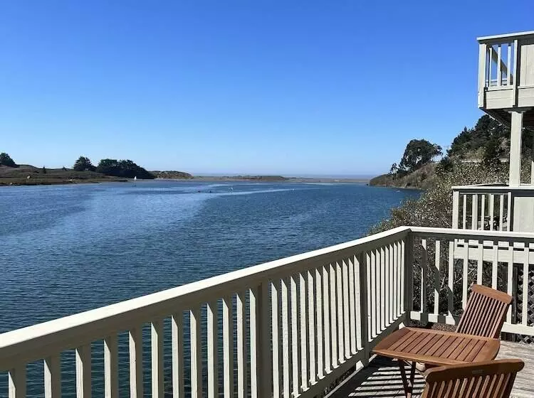 Talo 1 Makuuhuone, Jenner Inn