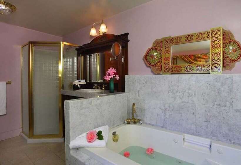 오두막, Jenner Inn